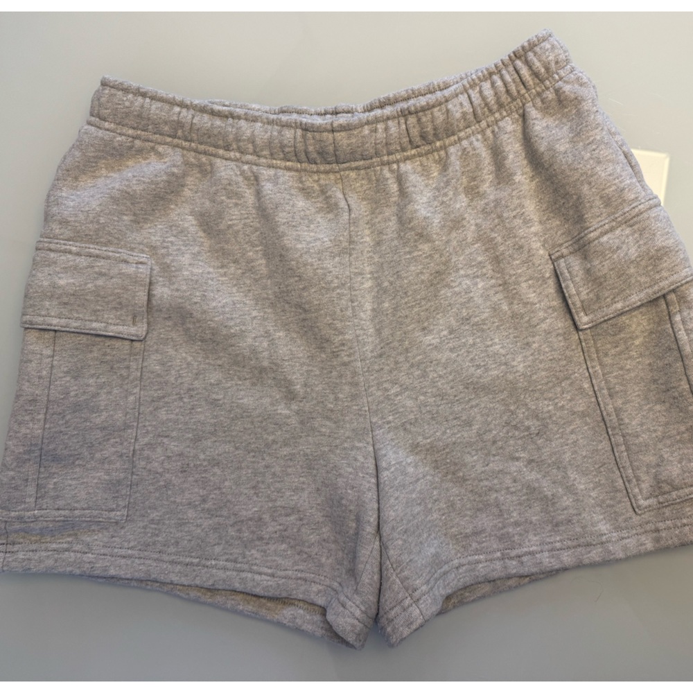 Aritzia Cozy Fleece Cozy Cargo Short Size medium